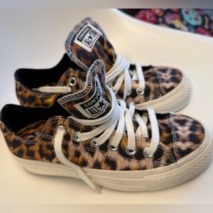 Converse Chuck Taylor All Star Lift Wild Platform Leopard Animal Print Shoes 6